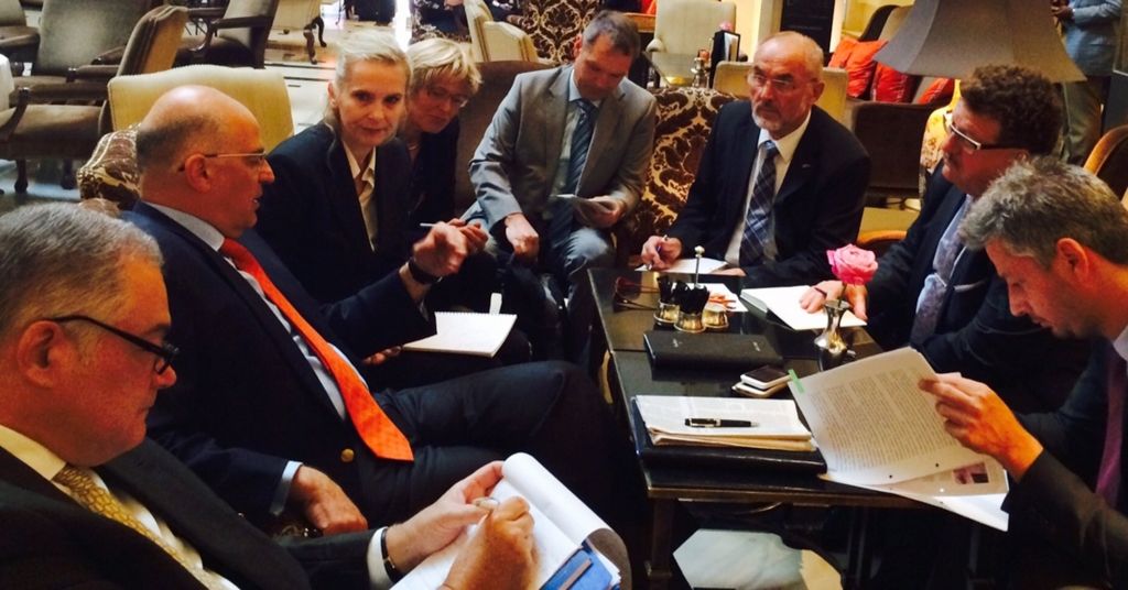 Deutsche Welle: Μετά τα τέλη Σεπτεμβρίου τα πρώτα δάνεια