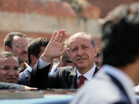 Σε σκάνδαλο με πολυτελείς βίλες στη Σμύρνη εμπλέκεται ο Ερντογάν