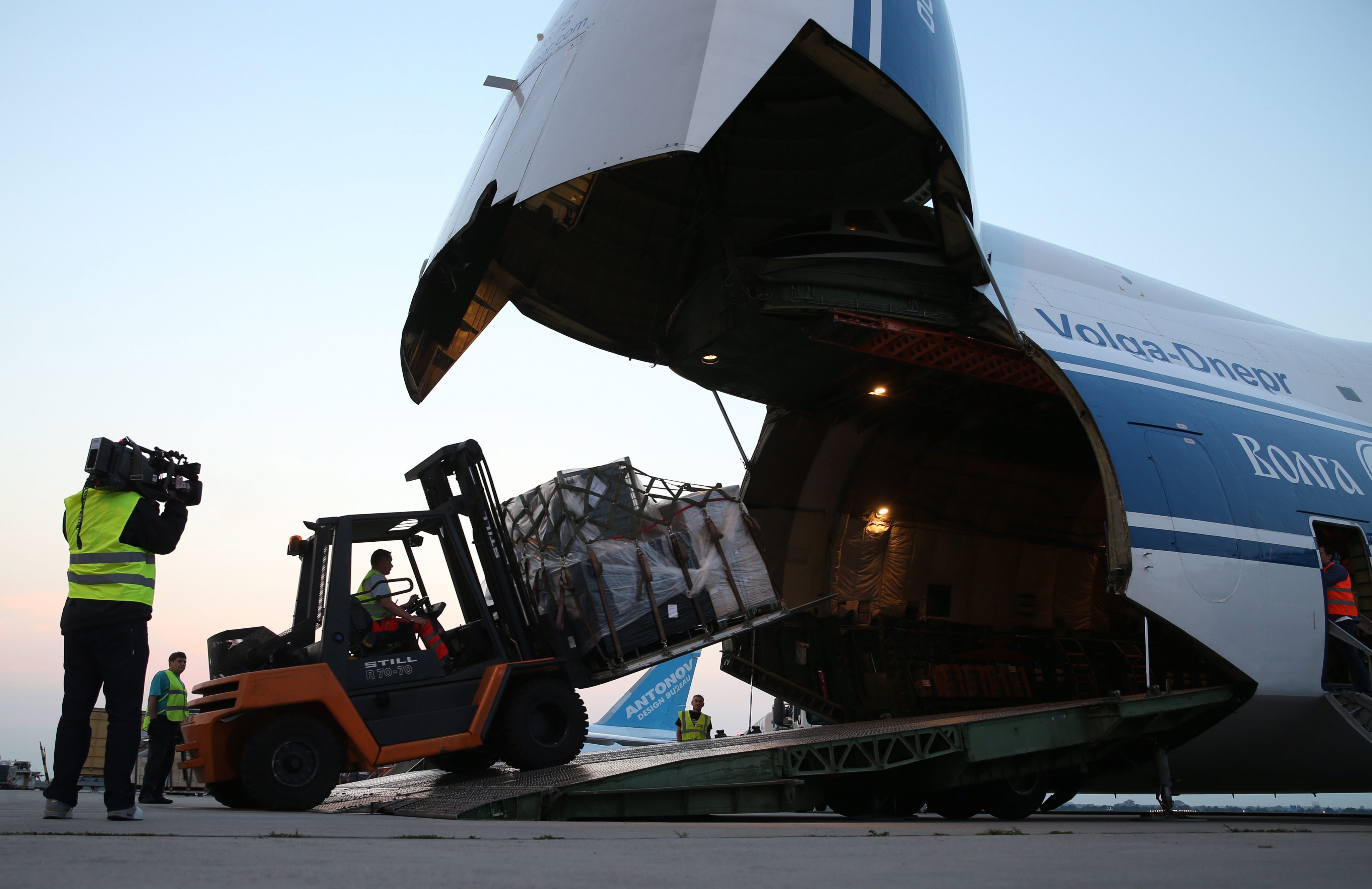 Στρατιωτικό εξοπλισμό στους Κούρδους στέλνει η Γερμανία