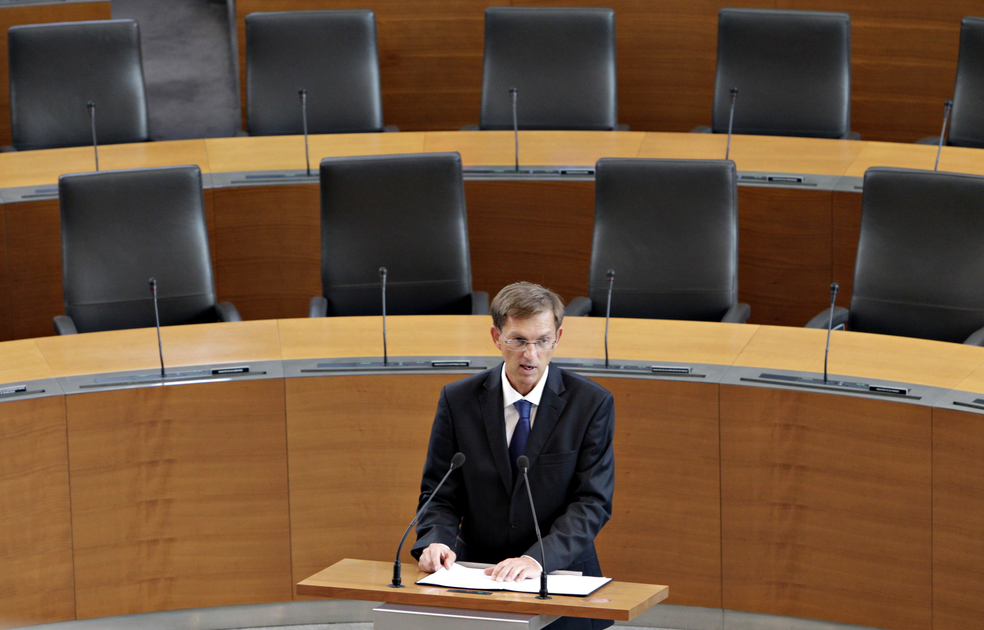 Σλοβενία: Το Κοινοβούλιο ενέκρινε τον διορισμό του νέου πρωθυπουργού