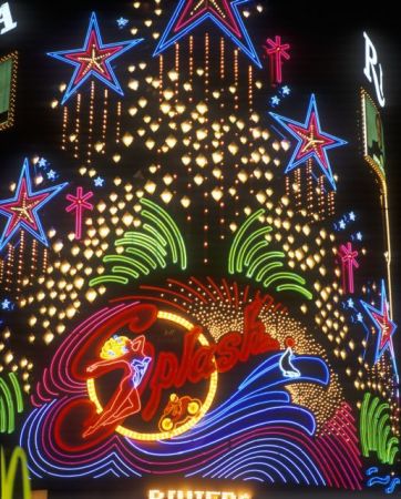 Νέον: βίβα Λας Βέγκας