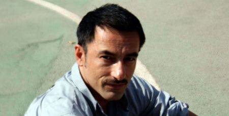 Ο Δημήτρης Παπαϊωάννου θα «δαμάσει» τις αισθήσεις μας στη Στέγη