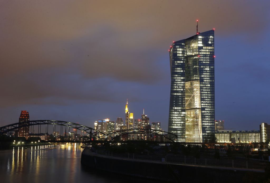 Η ΕΚΤ συζητά για πρόγραμμα ποσοτικής χαλάρωσης €500 δισ.