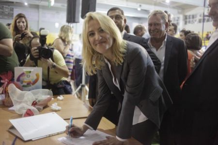 Δούρου: Η «μικρή πρωθυπουργός» και το μεγάλο στοίχημα