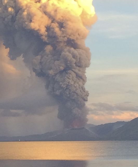 Eκρήγνυται τo ηφαίστειο Ταβουρβούρ στην Παπούα Νέα Γουινέα