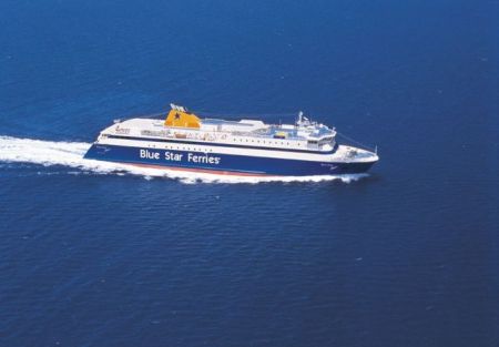 Blue Star Ferries: Εκπτωση 50% στα εισιτήρια σε νέους φοιτητές