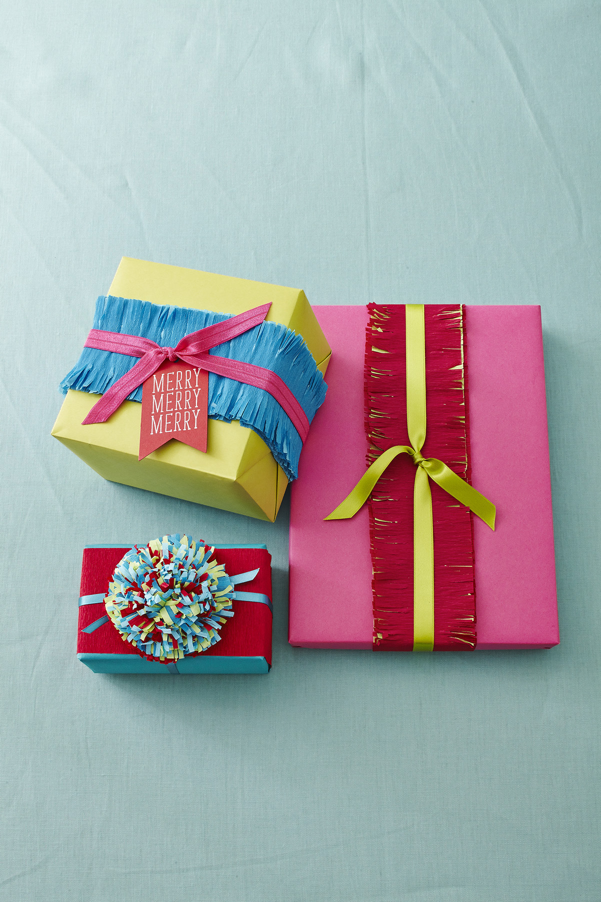 Γερμανικά ΜΜΕ: Λιγότερα δώρα για τους Έλληνες στις γιορτές