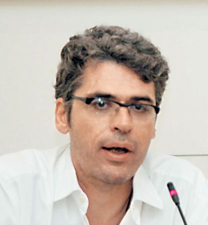 Παραιτήθηκε από τον Αθήνα 9,84 ο Τάκης Καμπύλης