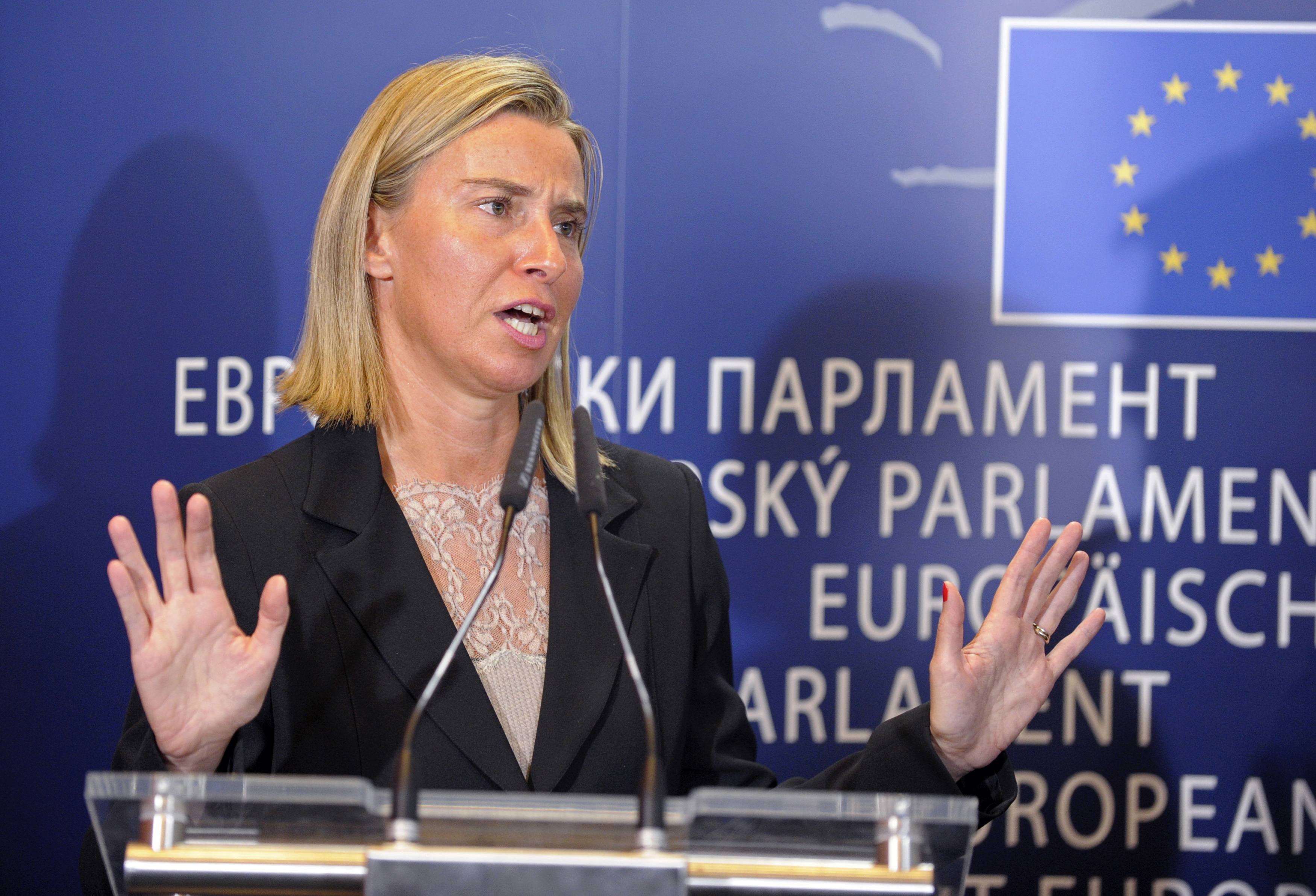 Μογκερίνι: Ελπίζουμε ότι το θέμα με τους Έλληνες στρατιωτικούς θα λυθεί σύντομα