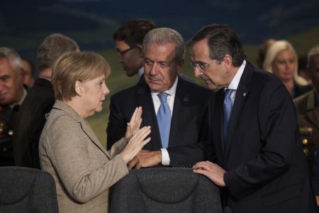 Μεταναστευτικό και ανθρώπινα δικαιώματα έθεσε ο Σαμαράς στο ΝΑΤΟ