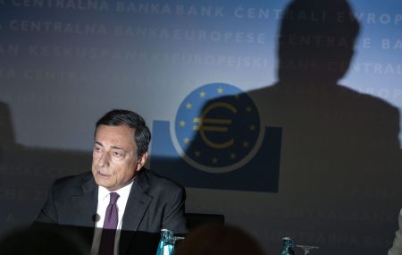Στο ρυθμό της επικείμενης συνεδρίασης της ΕΚΤ οι αγορές