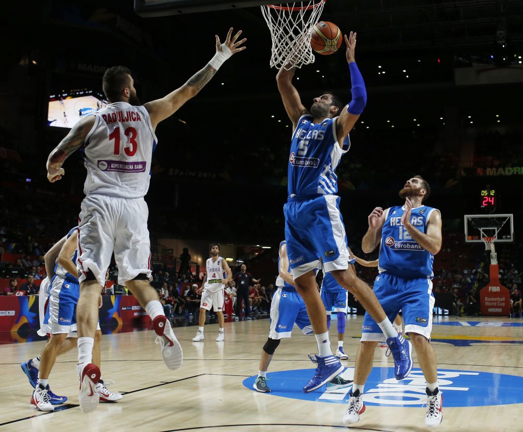 Μουντομπάσκετ: Το ελληνικό τρένο σταμάτησε στη Σερβία – Ηττα με 90 – 72