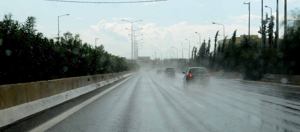 Ισχυρές βροχές και καταιγίδες στη Δυτική Ελλάδα