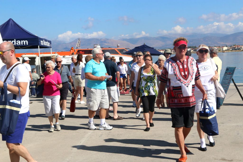 Αναζήτηση ασφαλιστικών δικλείδων για τα λουκέτα ρωσικών πρακτορείων