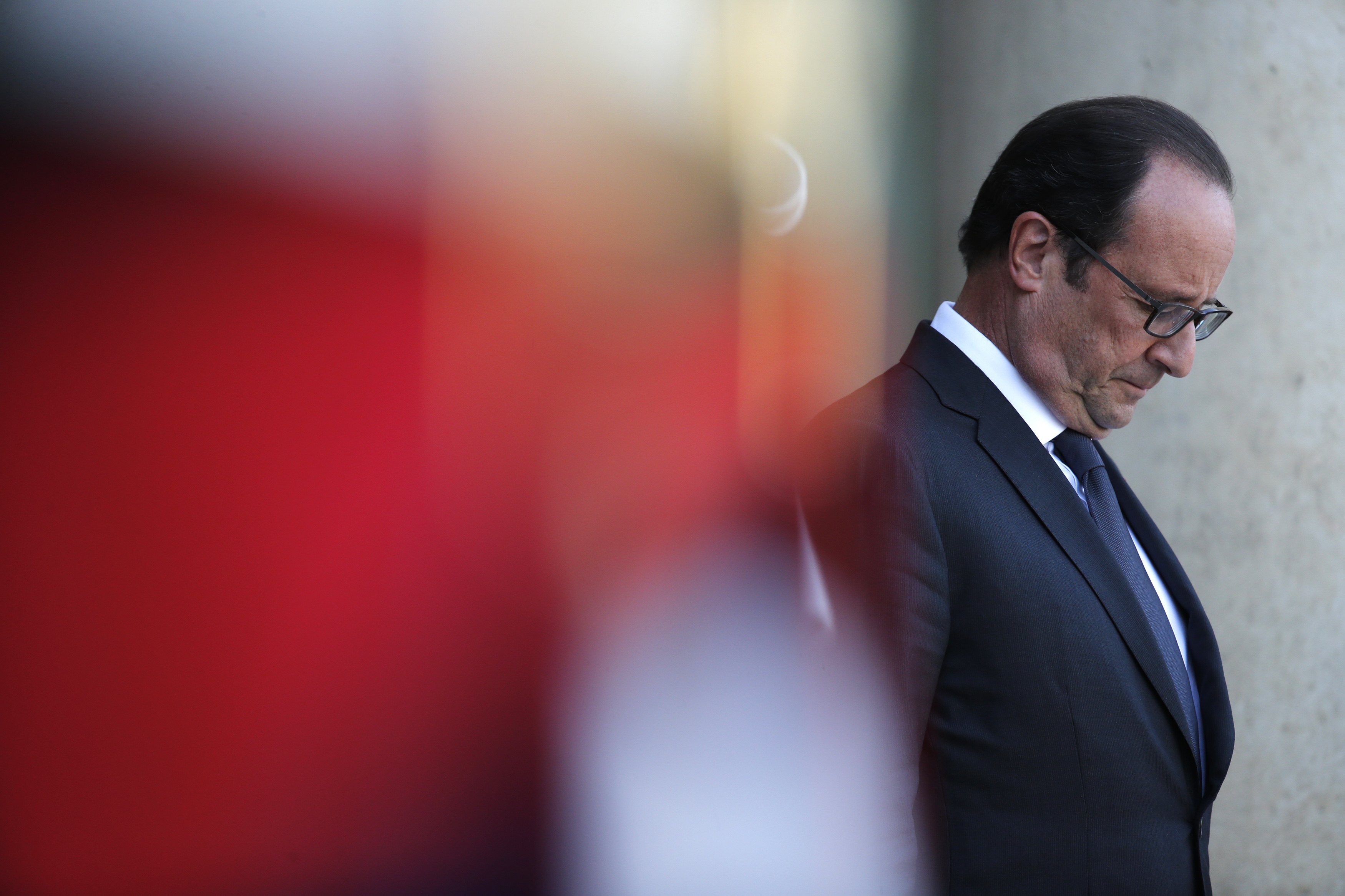 Παραίτηση του Φρανσουά Ολάντ ζητά το 62% των Γάλλων