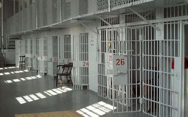 Από το κελί των φυλακών στα Πανεπιστημιακά αμφιθέατρα