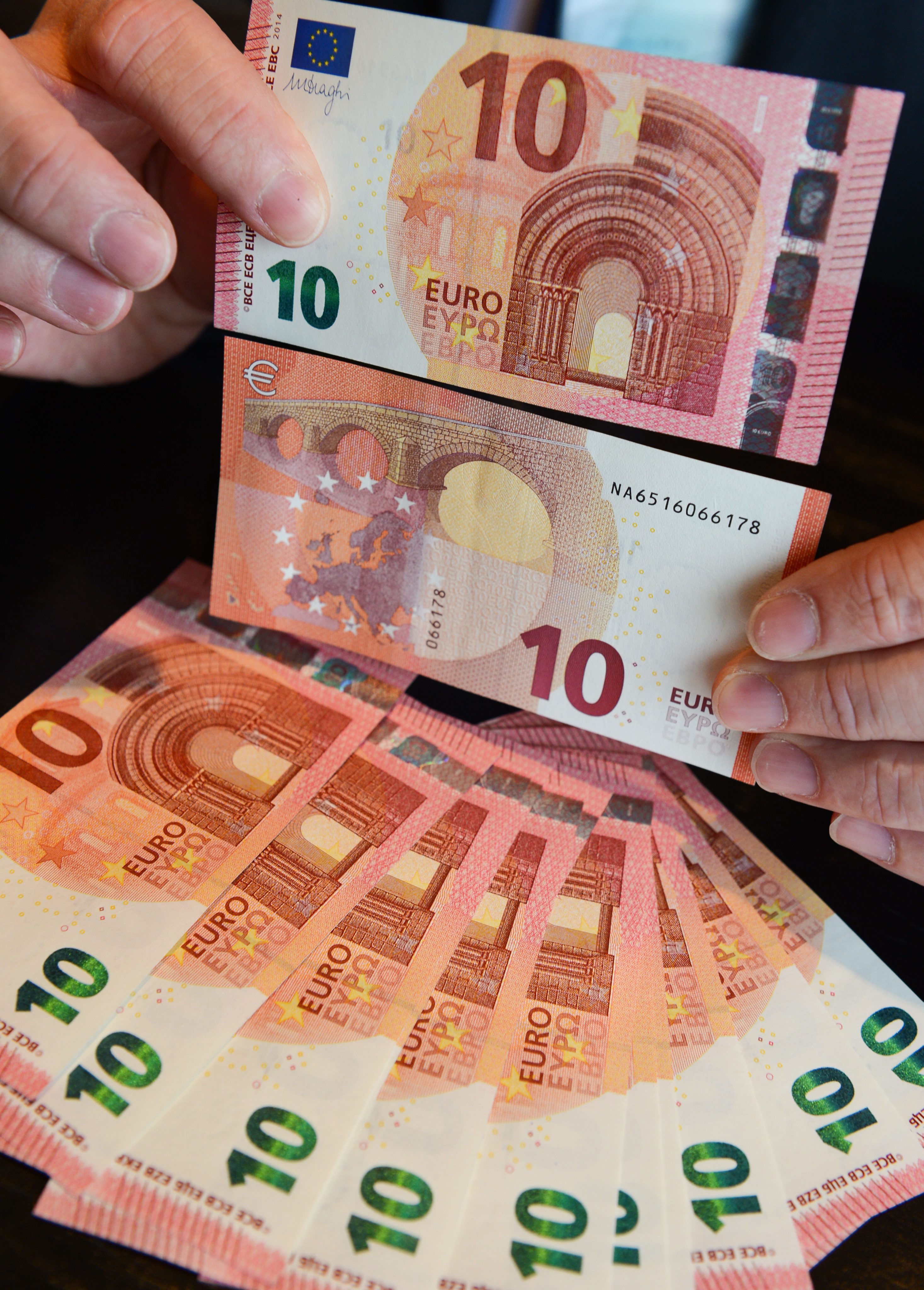 Στην κυκλοφορία το νέο χαρτονόμισμα των 10 ευρώ στις 23 Σεπτεμβρίου