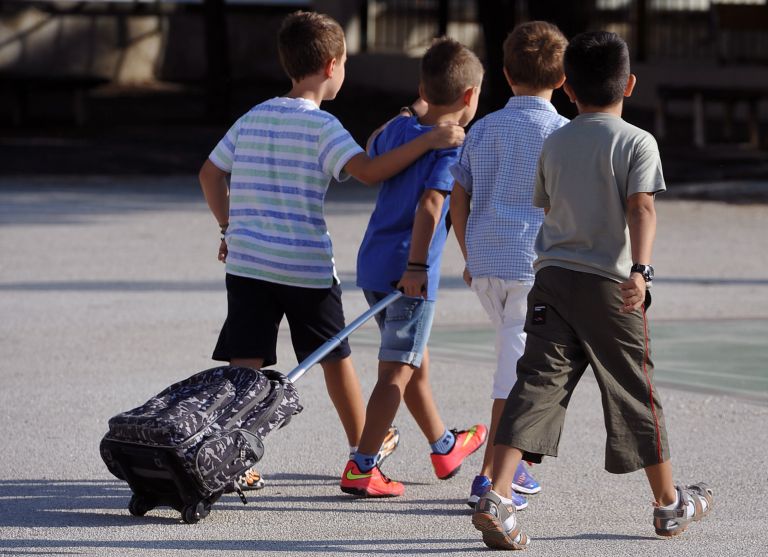 Τροπολογία για απομάκρυνση παιδόφιλων από τα σχολεία | tovima.gr