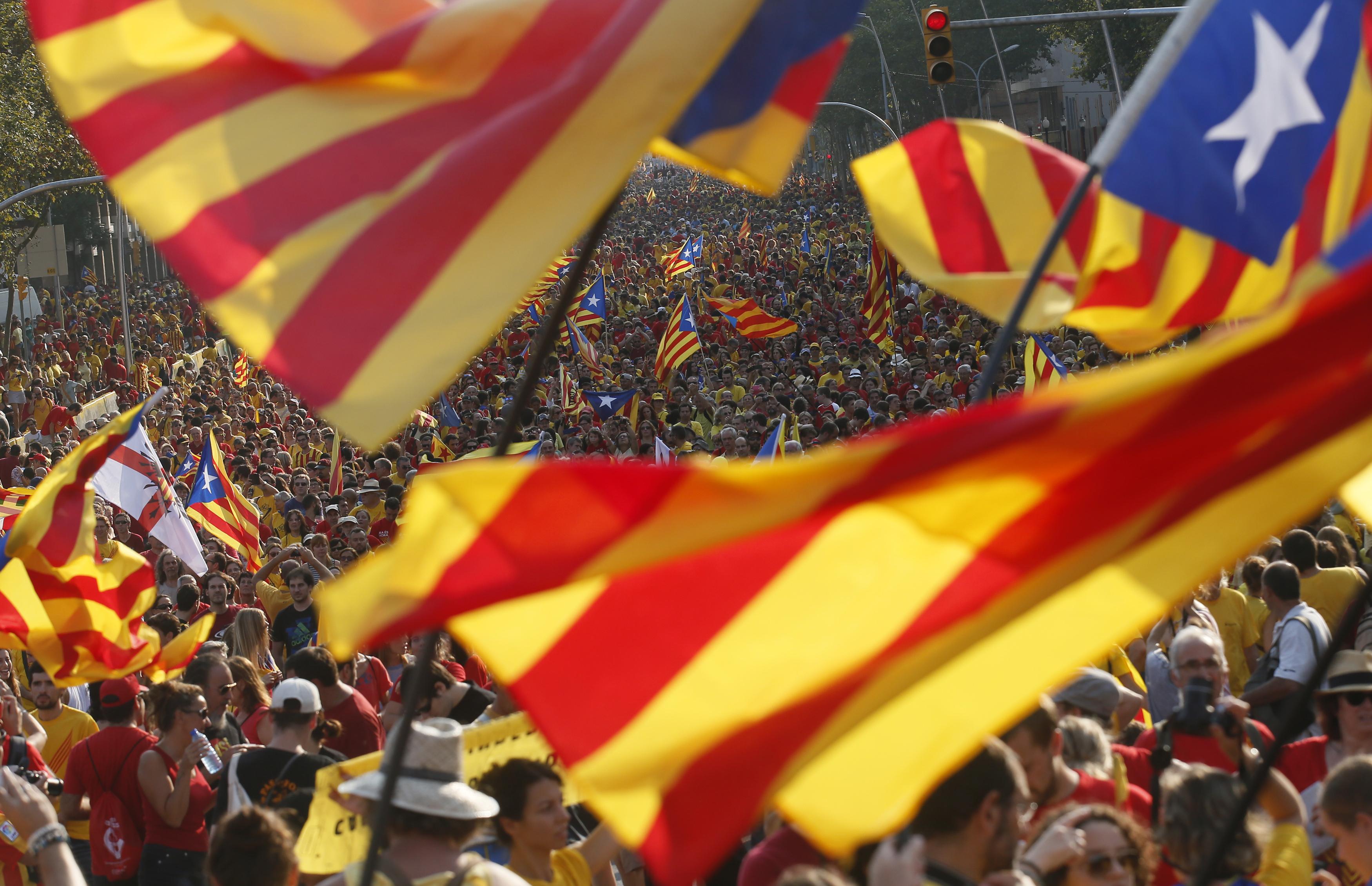 Παράνομο το δημοψήφισμα στην Καταλονία έκρινε το Συνταγματικό Δικαστήριο
