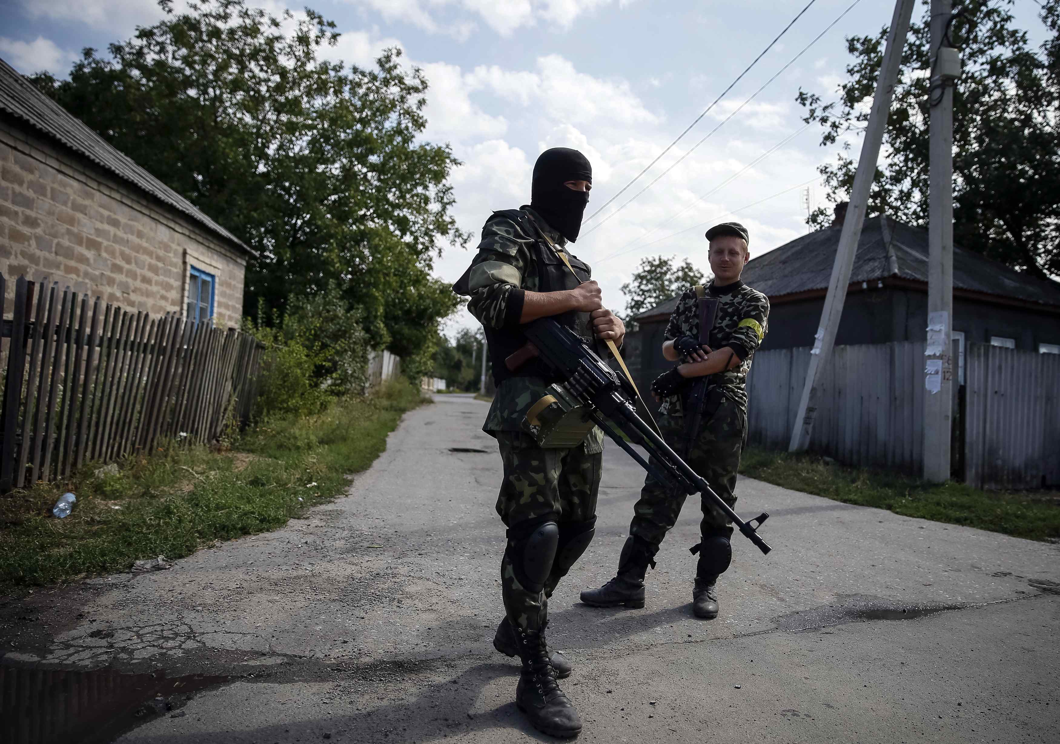 Κίεβο: Οι φιλορώσοι αντάρτες παραβιάζουν την εκεχειρία