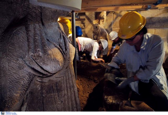 Αμφίπολη – Οδοιπορικό στη σκιά του τύμβου