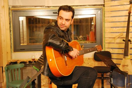 Ο Δώρος Δημοσθένους «Αυτοπροσώπως» στον Νίκο Θρασυβούλου