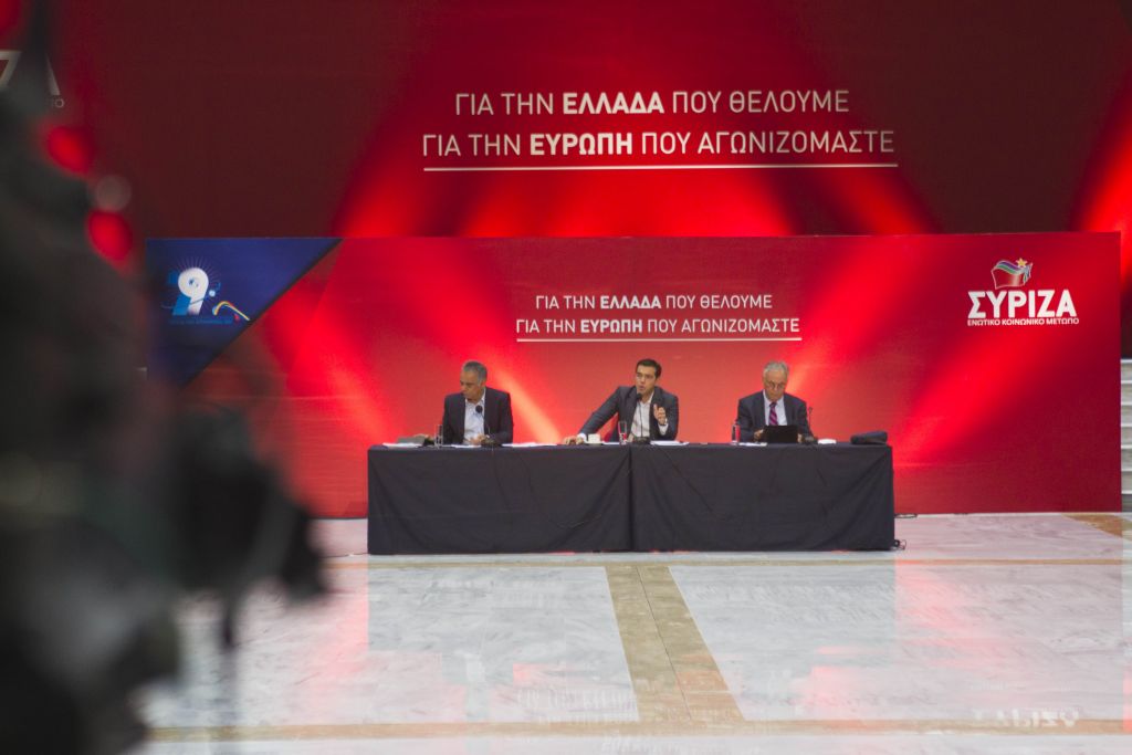ΣΥΡΙΖΑ: Προειδοποιητικές βολές για τις εσωκομματικές παραφωνίες