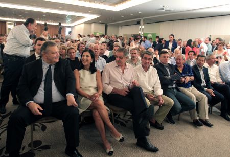 Πρωτοβουλία ΠαΣοΚ θέλουν oι ψηφοφόροι της Κεντροαριστεράς