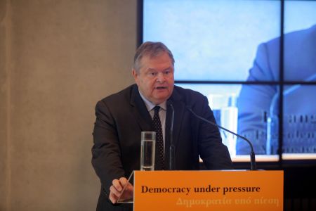 Βενιζέλος: Ο αντισημιτισμός δεν έχει θέση στην ελληνική κοινωνία