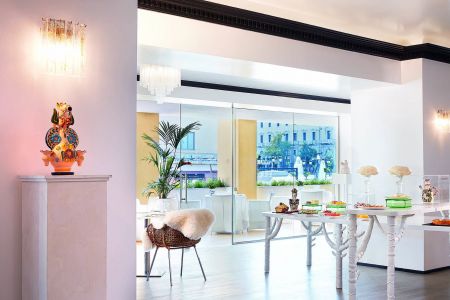 Τα παιδία παίζει