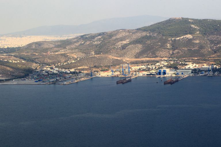 Δένδιας: Θα διαφυλαχθούν οι θέσεις εργασίας των Ναυπηγείων Σκαραμαγκά | tovima.gr