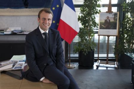 Οι εργάτριες αγράμματες, ο Μοντμπούρ ψεύτης, η Γαλλία άρρωστη