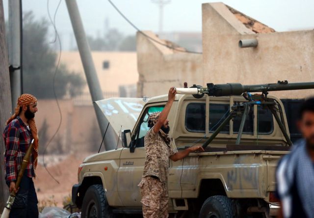 Λιβύη: Τουλάχιστον 28 νεκροί στις συγκρούσεις στην Τρίπολη