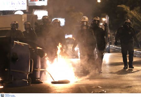 Ελεύθεροι με όρους οι συλληφθέντες για τα επεισόδια στο Κερατσίνι