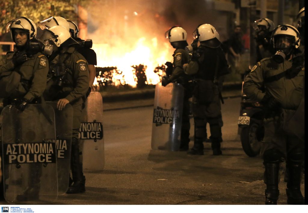 Τη Δευτέρα απολογούνται οι τρεις από τους 64 συλληφθέντες στο Κερατσίνι