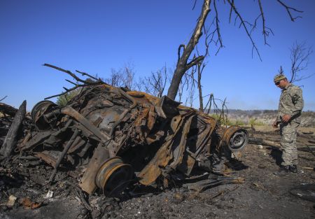 Ποροσένκο: Ο ουκρανικός στρατός έχει υποστεί μεγάλες ζημιές