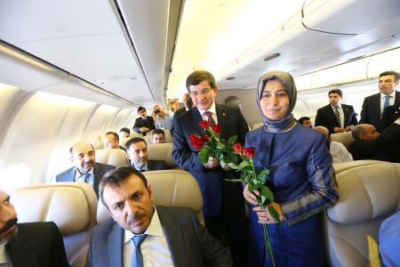 Νταβούτογλου προς ΗΠΑ: Δεν δίνουμε εξετάσεις σε κανέναν