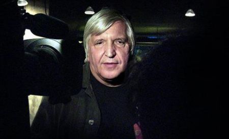 Ματίας Λάνγκχοφ: Πως το γυμνό αποτελεί προσβολή στο μνημείο;