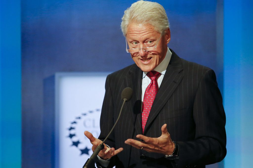 Μπιλ Κλίντον: Οι Ελληνες δουλεύουν περισσότερο από άλλους λαούς