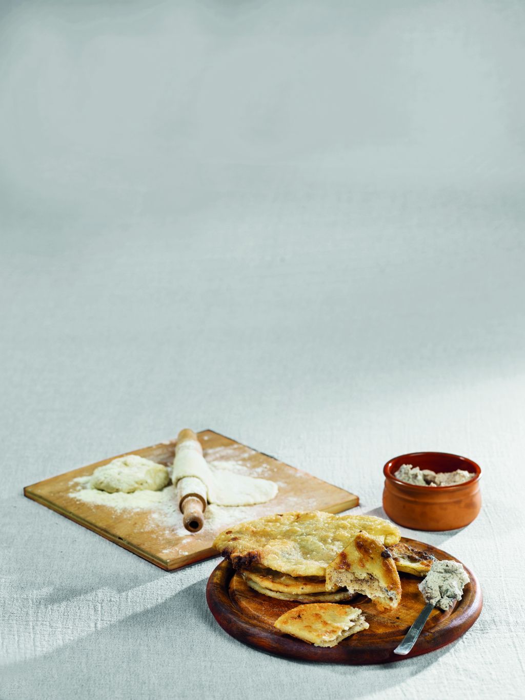 Μυζηθρόπιτες με γέμιση μανιταριών