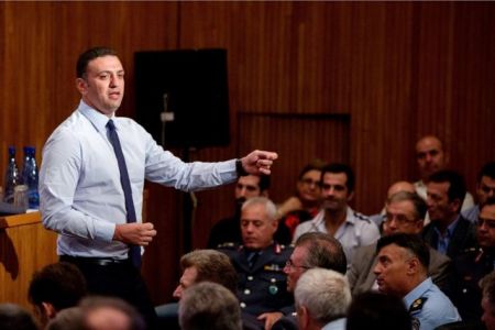 Β.Κικίλιας: Δουλέψτε για μια Αστυνομία που θα είναι δίπλα στον πολίτη