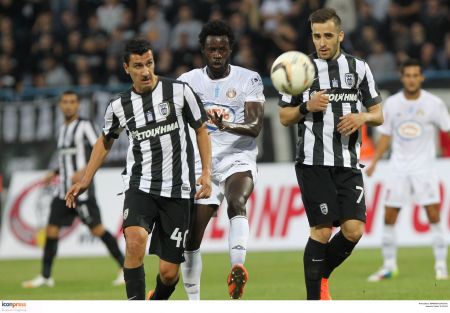 Στα γήπεδα και στην TV