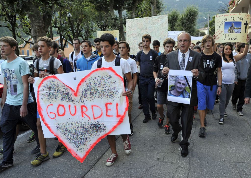 «Είμαστε κι εμείς βρωμεροί Γάλλοι», λένε οι μουσουλμάνοι της Γαλλίας