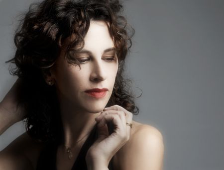 Η Ελευθερία Αρβανιτάκη «Αυτοπροσώπως» στον Νίκο Θρασυβούλου