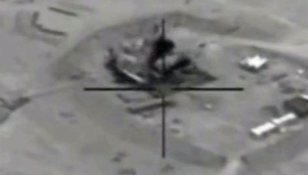 Συρία: Συνεχίζονται οι βομβαρδισμοί στα διυλιστήρια που ελέγχει η ISIS