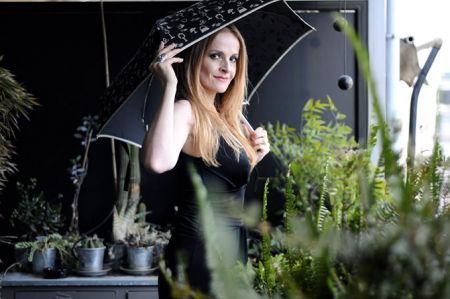 Η Ηρώ Σαΐα «Αυτοπροσώπως» στον Νίκο Θρασυβούλου