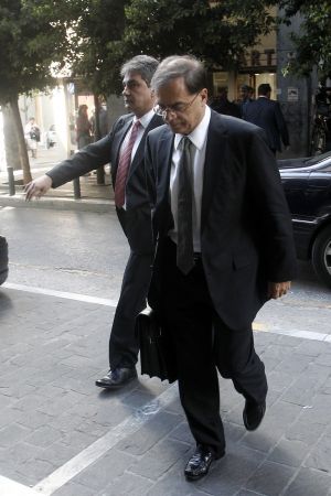 Αναχωρούν με γκρίνια οι επικεφαλής της τρόικας