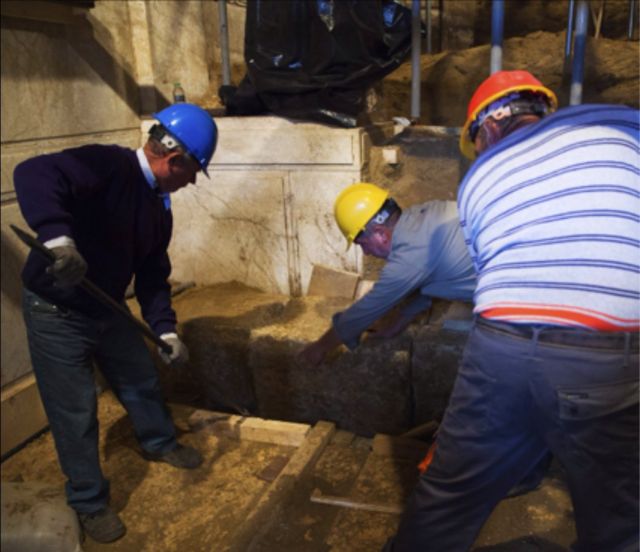 Amphipolis tomb: Archeologists uncover Caryatid marble base