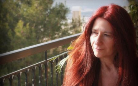 H Μαρίκα Κλαμπατσέα παρουσιάζει το «Strange fruit» στο Μπενάκη