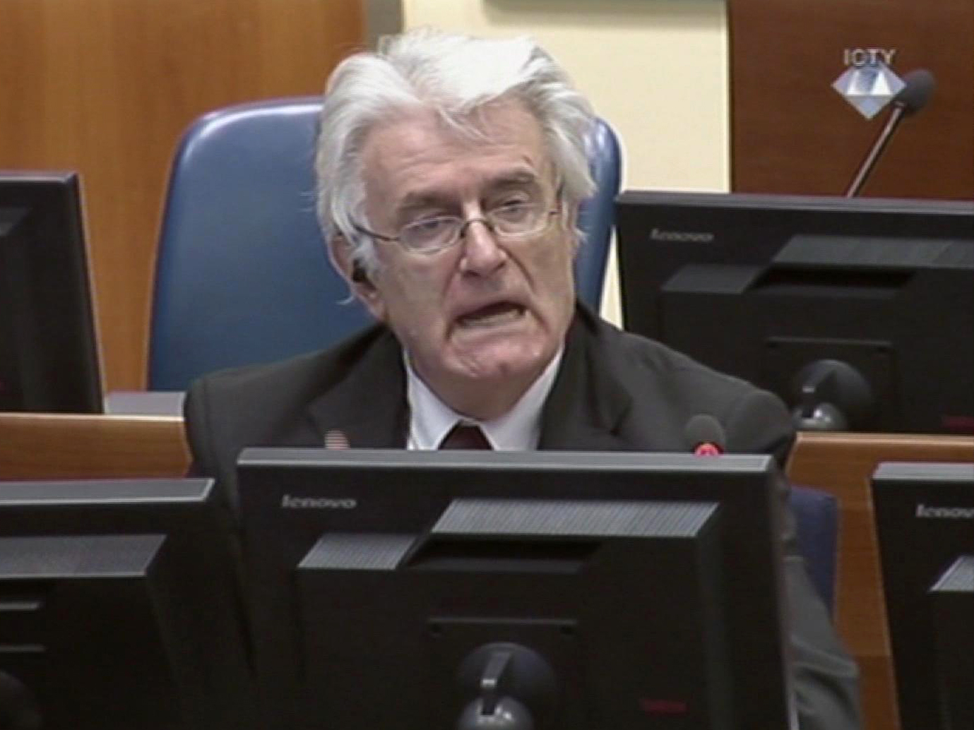 Δικηγόρος Κάρατζιτς: Αγνοούσε τα πάντα για τη σφαγή της Σρεμπρένιτσα